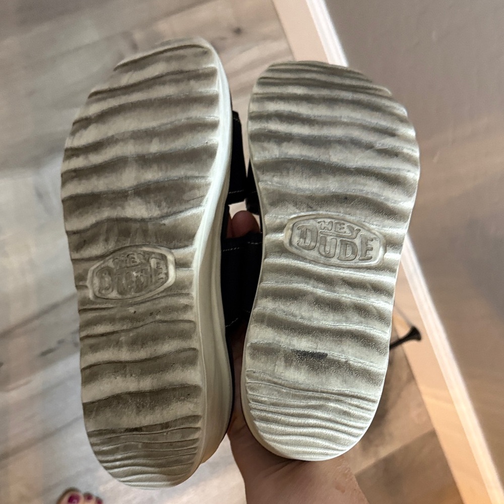 Hey Dude Black and Cream Platform Slide Sandals - Picture 4 of 5